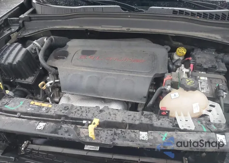 2017 Jeep Renegade Sport Fwd z USA, uszkodzony, nr VIN ZACCJAAB0HPE65402